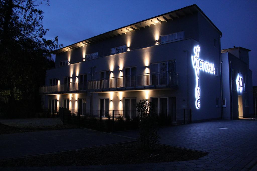 Victoria Living Hotel Jockgrim Екстериор снимка