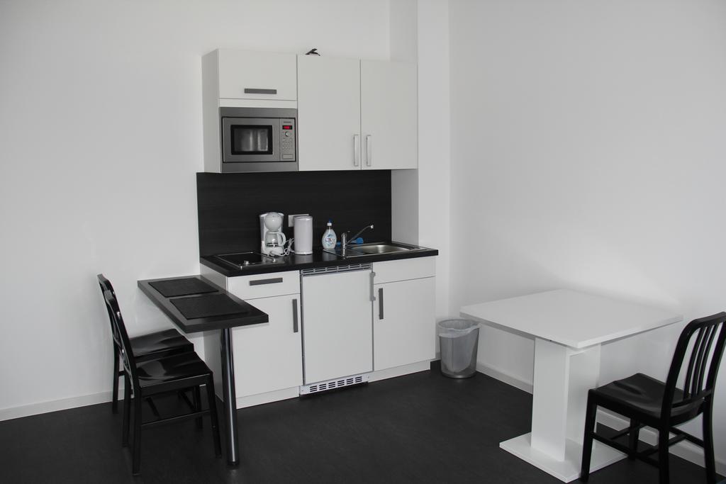 Victoria Living Hotel Jockgrim Екстериор снимка