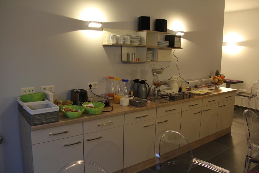 Victoria Living Hotel Jockgrim Екстериор снимка