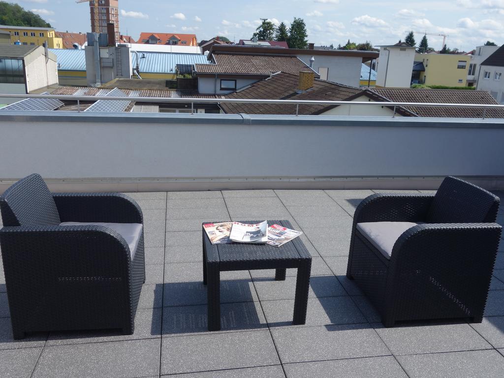 Victoria Living Hotel Jockgrim Екстериор снимка