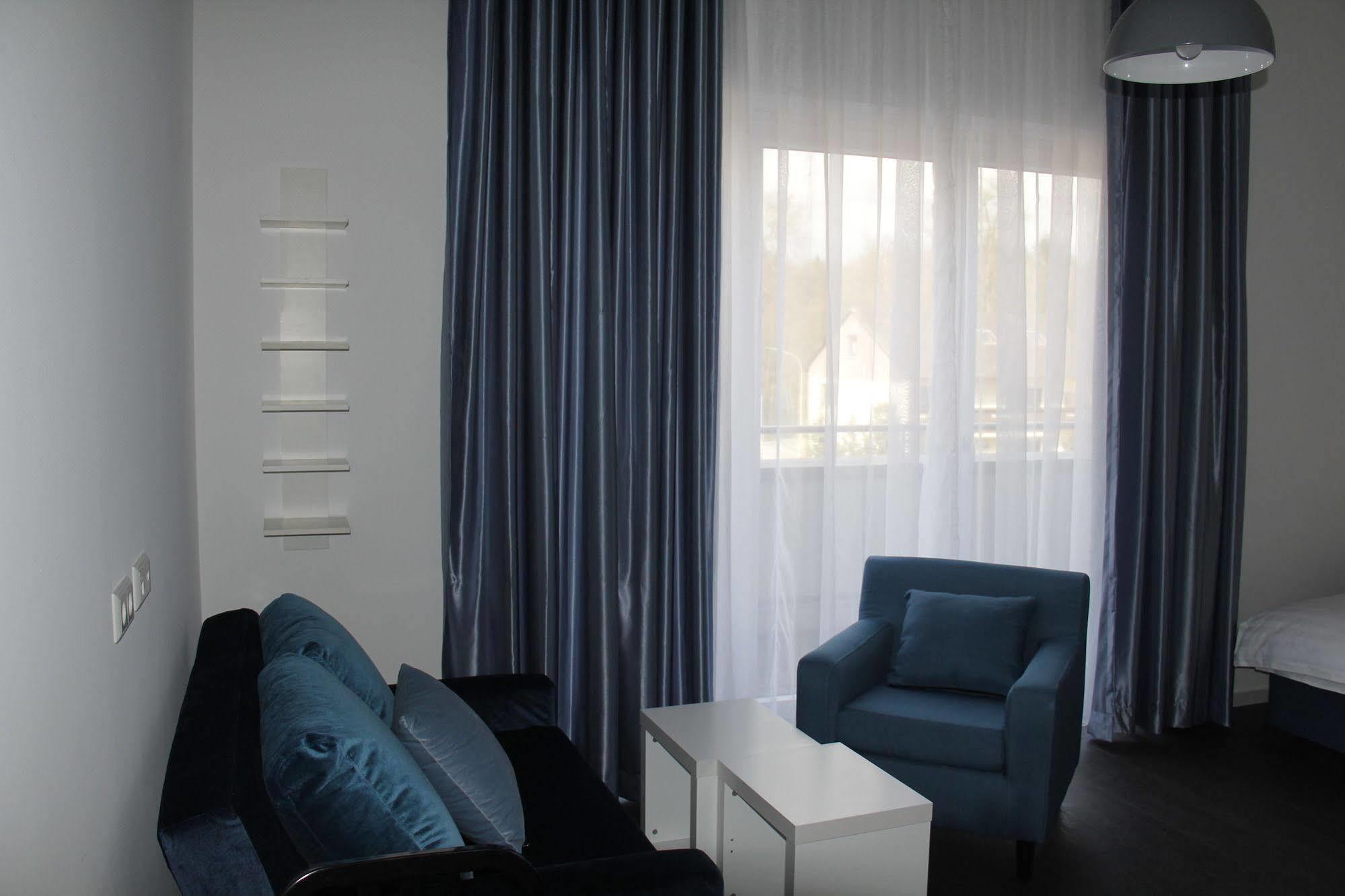 Victoria Living Hotel Jockgrim Екстериор снимка