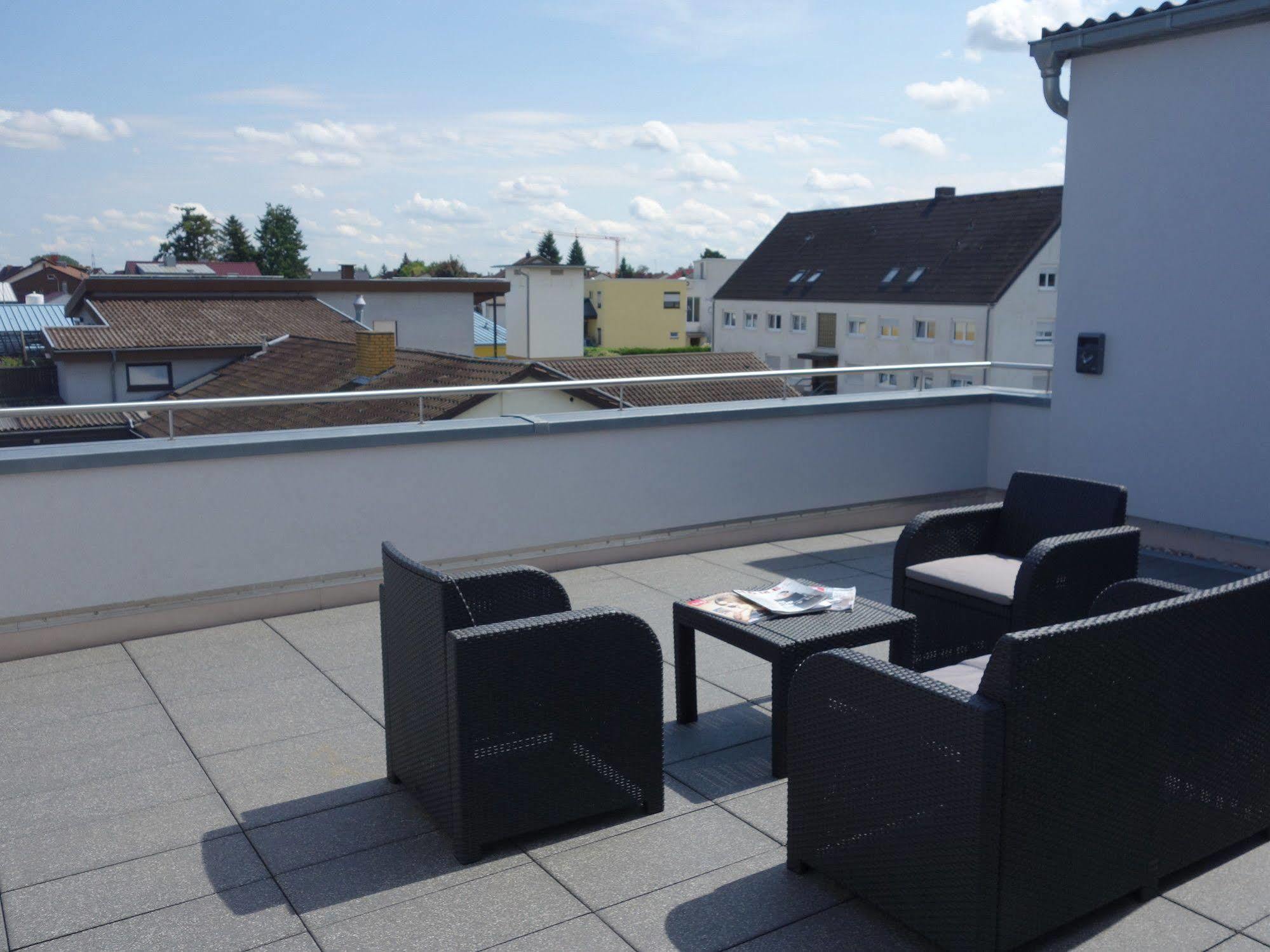 Victoria Living Hotel Jockgrim Екстериор снимка